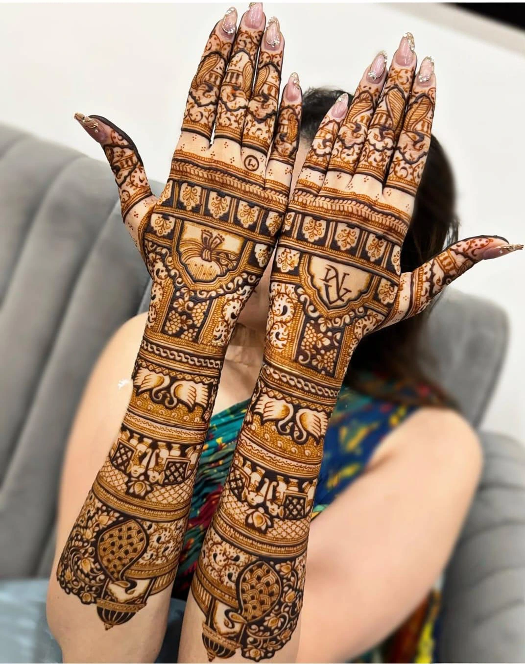 Engagement Mehendi Design: Simple and Elegant Styles