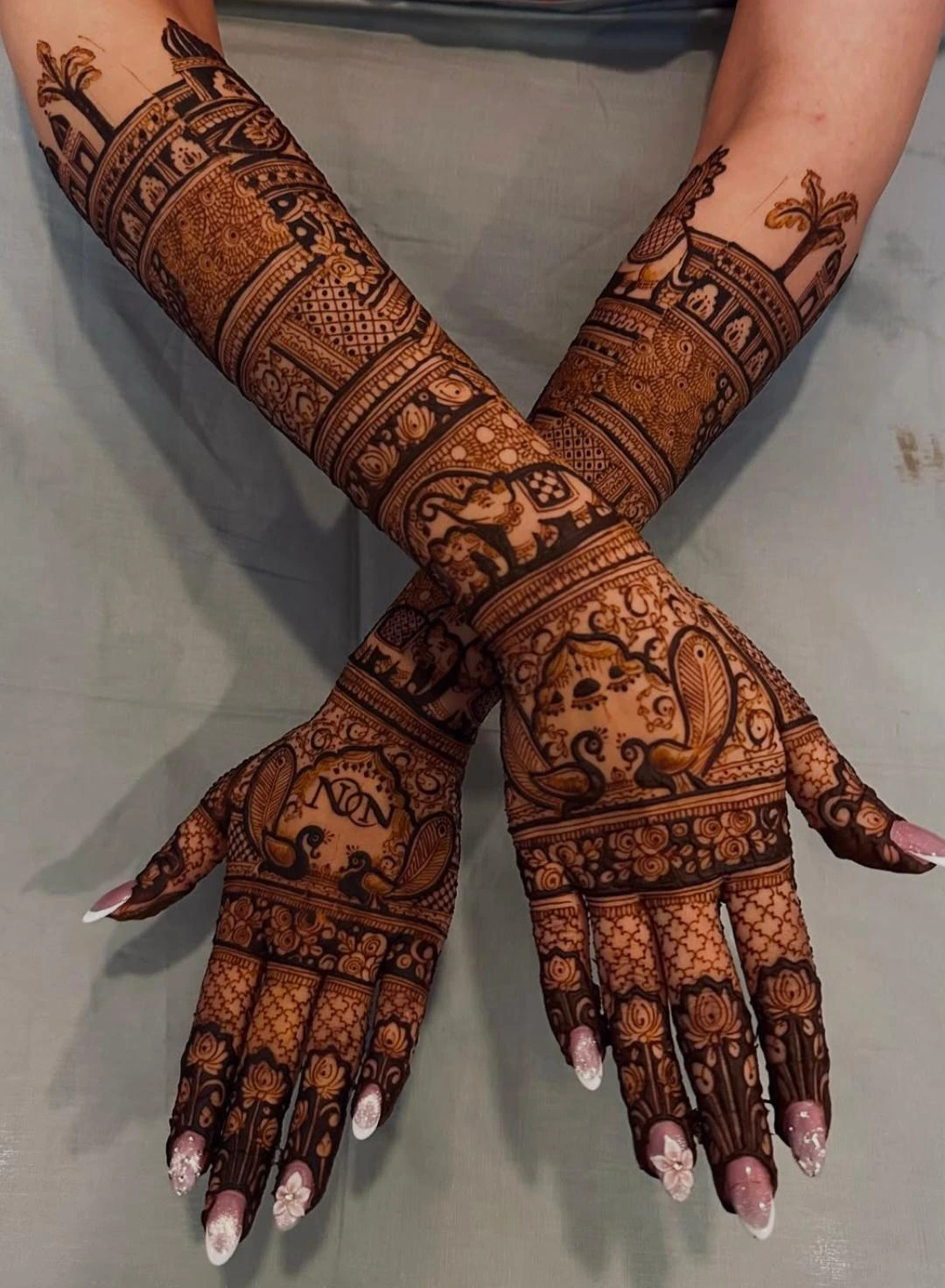 Latest Full Hand Mehendi Design Trends