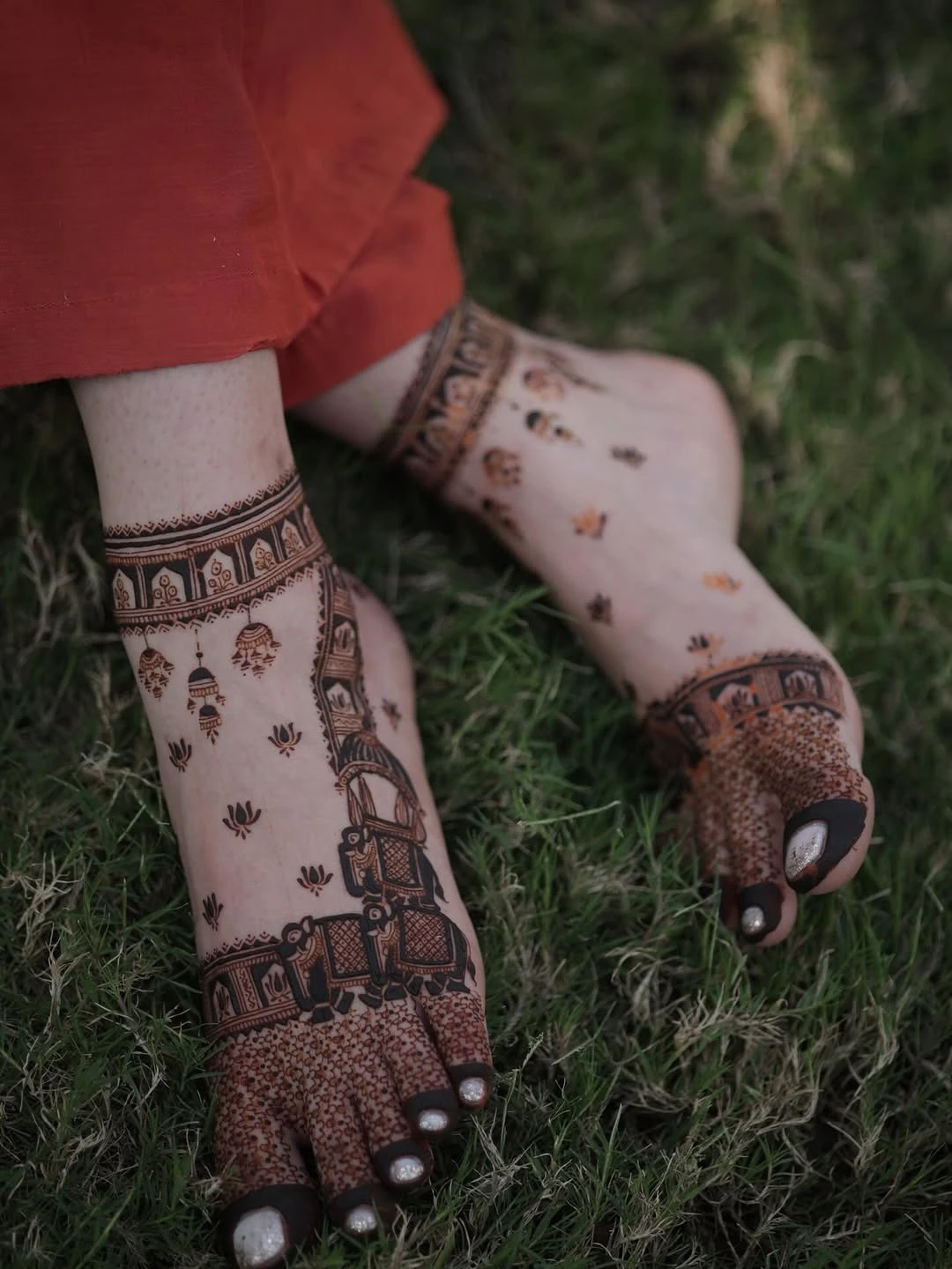 Elegant Feet Mehndi Design for Bridal Weddings